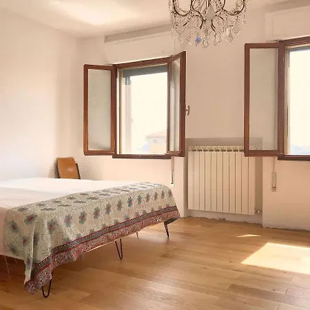 Casa Della Felicita Apartment *